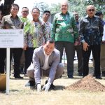 Bahlil Dapat Tugas dari Jokowi Babat Impor LPG dalam 2 Bulan
